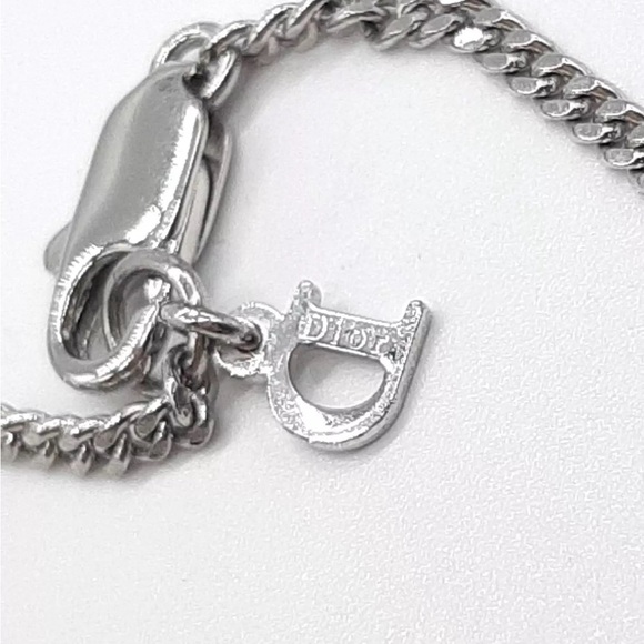 Christian Dior silver adjustable butterfly bracelet - Picture 7 of 9